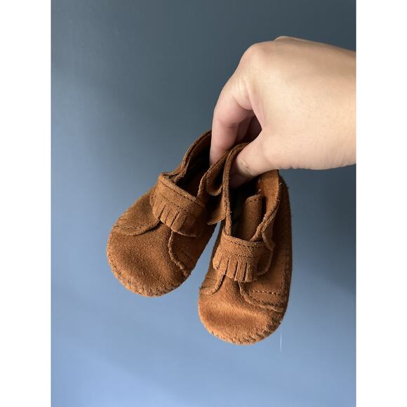 Minnetonka Front Strap Booties - Picture 2 of 4